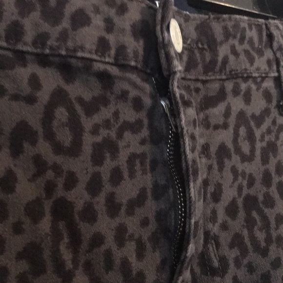 Gap Denim Women’s Pants Legging size 14/32R Leopard Print in great condition - Picture 9 of 14